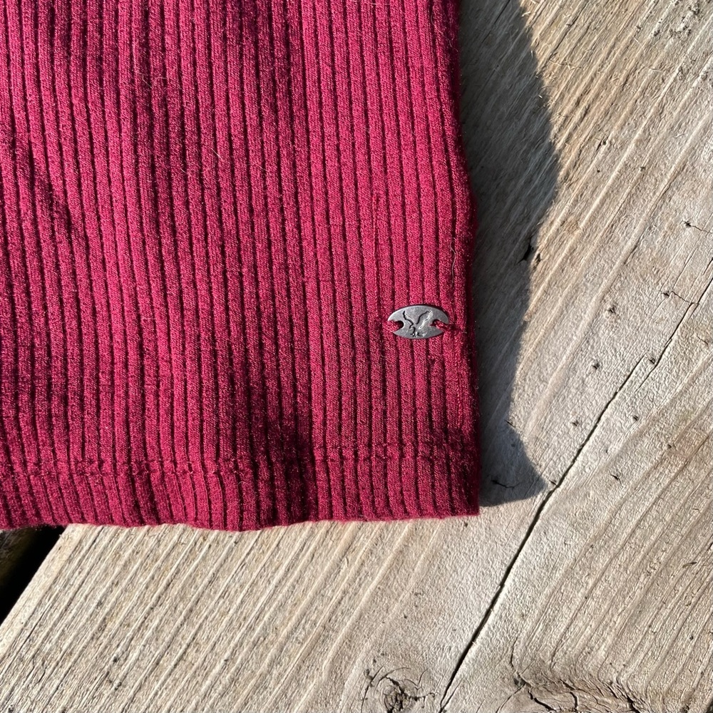 🥀AEO First Essentials Fitted Ribbed Cold Shoulder Crop Tee 🥀 - Picture 6 of 6